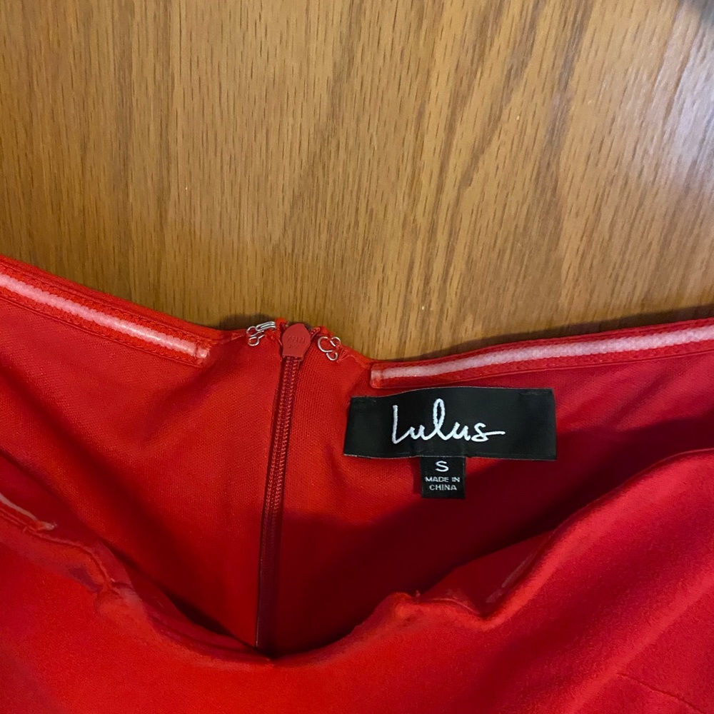 Red off the shoulder Lulus cocktail dress